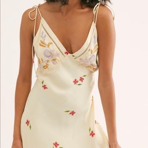 GORGEOUS Free People Daisy midi dress
